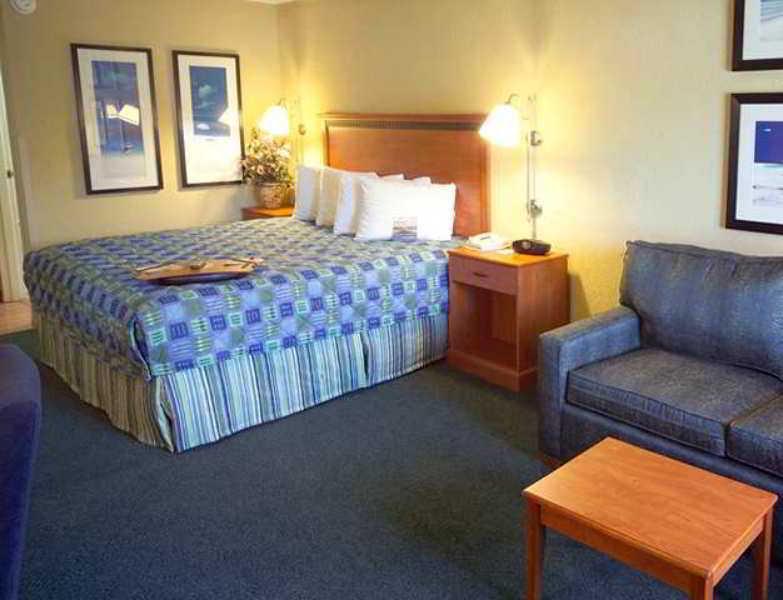 Surestay Plus Hotel By Best Western Clearwater Central Extérieur photo